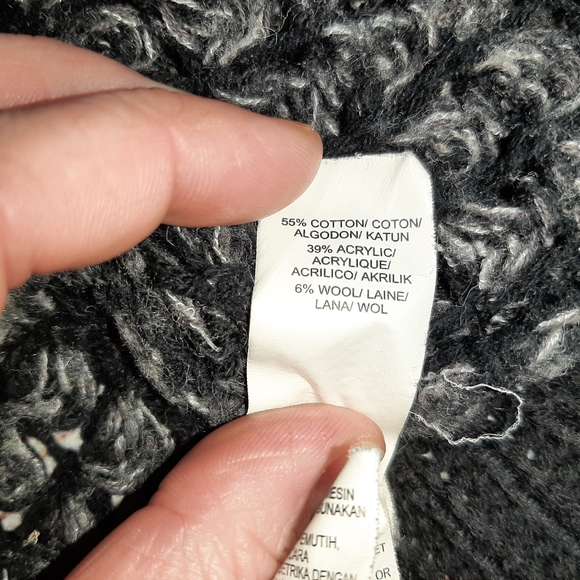 Lucky Brand Open Weave Black and Gray Sweater SM - Picture 4 of 12